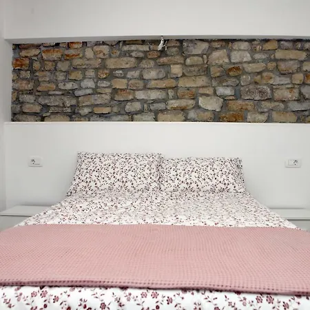 Apartman Classy One-bedroom Bea *