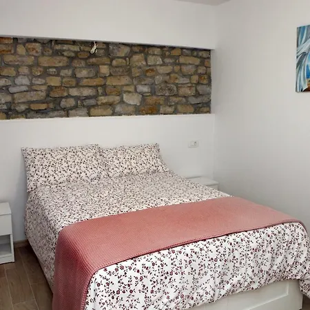 Classy One-bedroom Bea