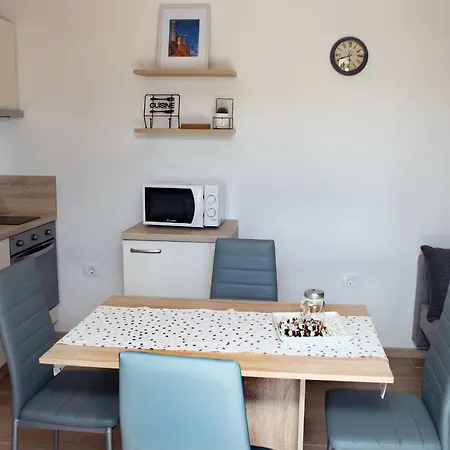 Apartman Classy One-bedroom Bea Portoroz